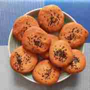 Easy tahini biscuits